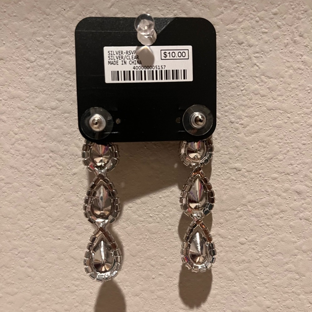 Ear Rings - Picture 2 of 4